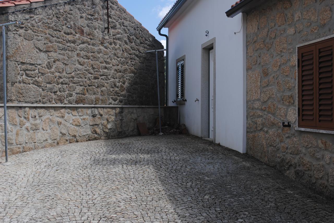 Villa Moradia Familia Escoto Monsanto Exterior foto