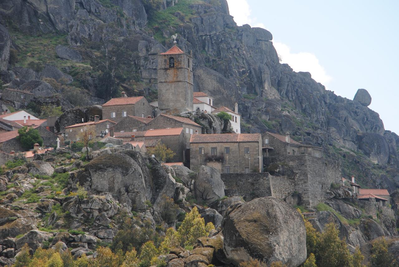 Villa Moradia Familia Escoto Monsanto Exterior foto
